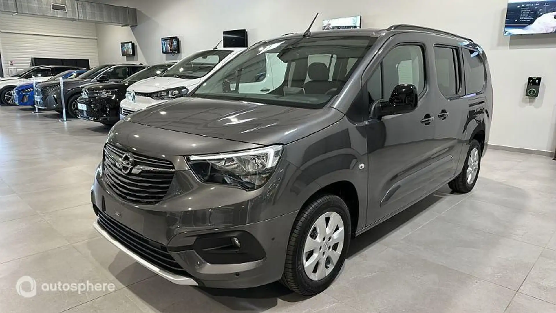 Opel Combo Life Taille XL - Moteur Electrique 136ch (100 kW) Autom - 1