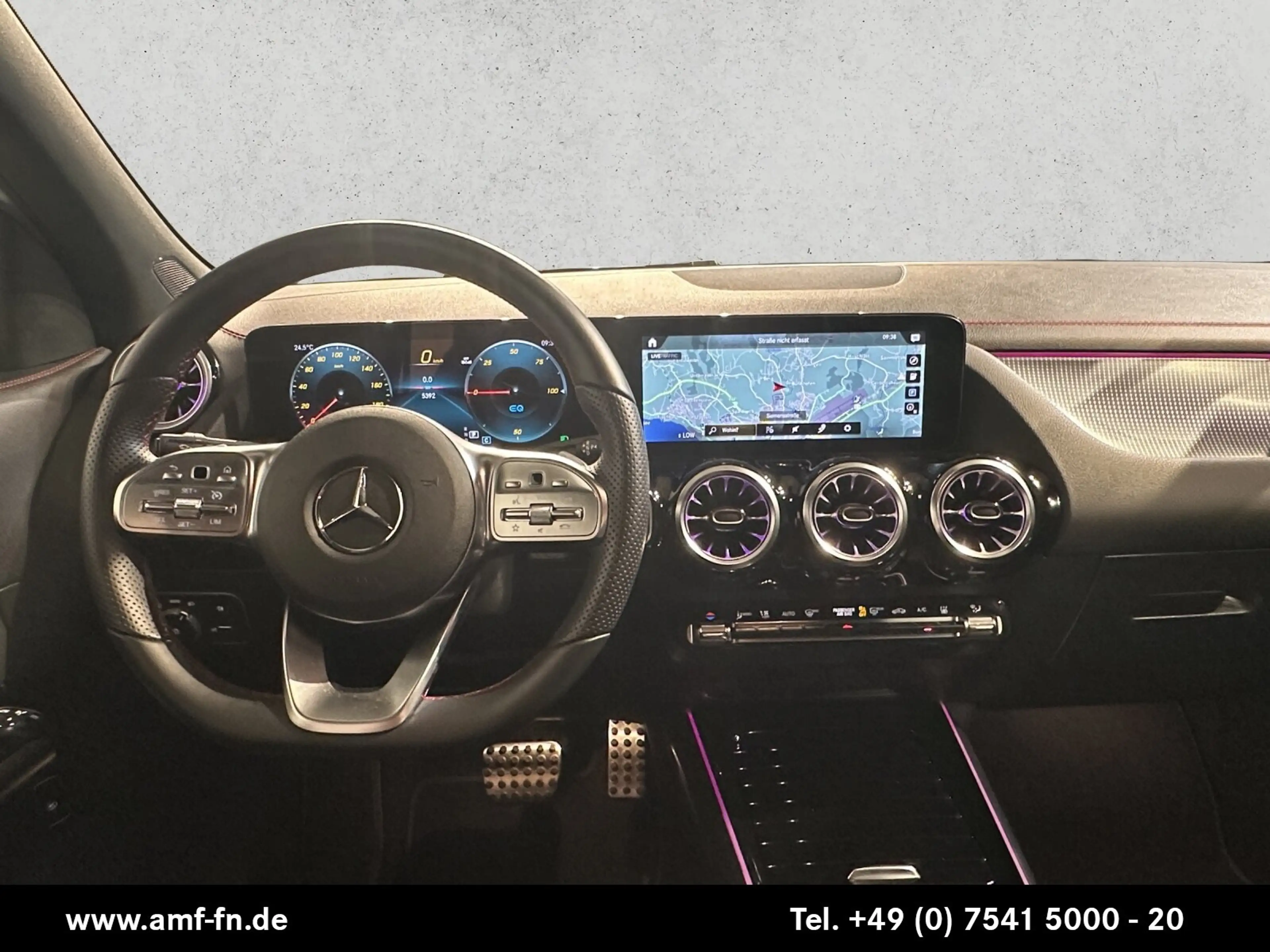 Mercedes-Benz EQA 300 EQA 300 4M AMG Line +LED+TOTW+RFK+CARPLAY+SHZ+ — photo 7