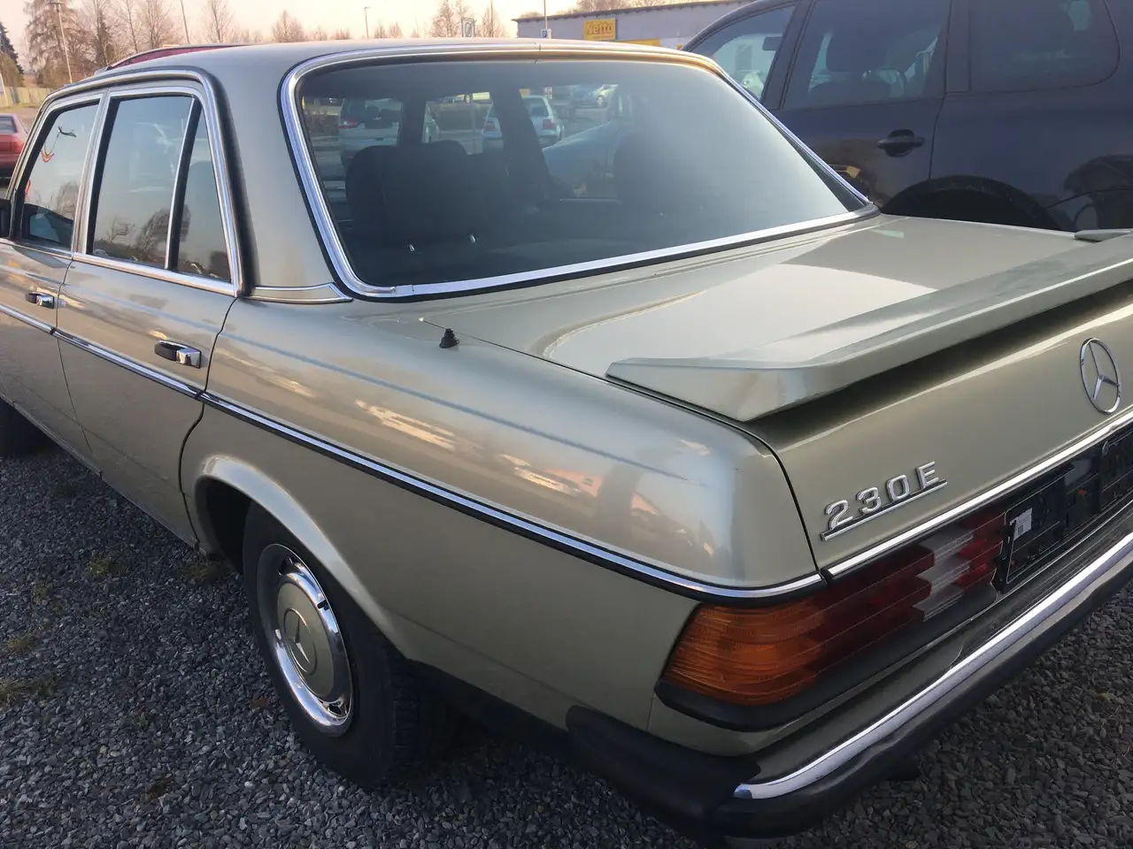 Mercedes-Benz 230 E, foto 5