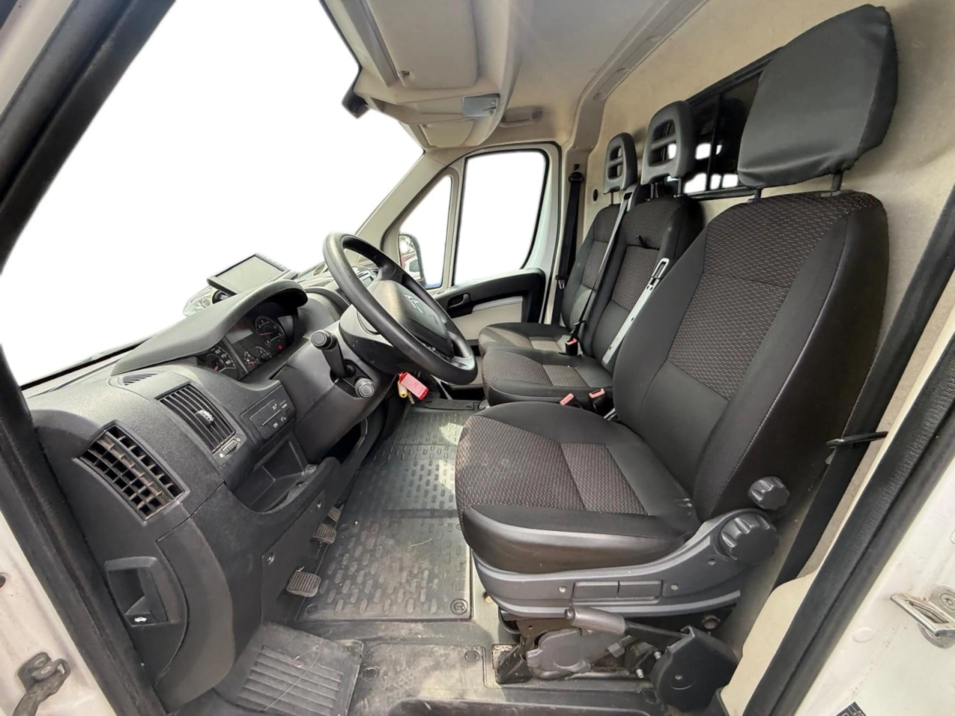 Citroen Jumper 35 L3H2 Business BlueHDi 130 — photo 5