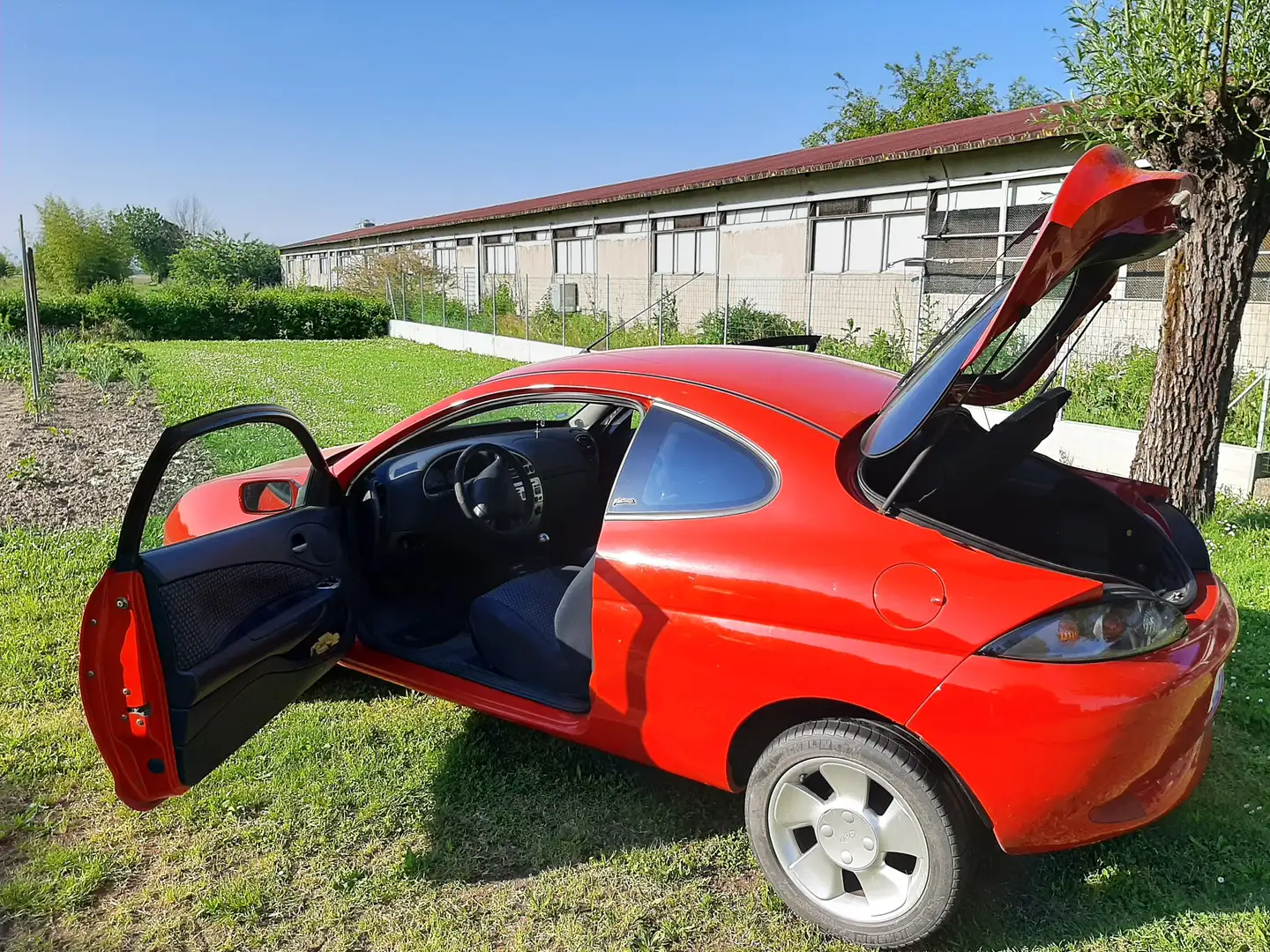 Ford Puma Puma 1.4 16v Roşu - 2