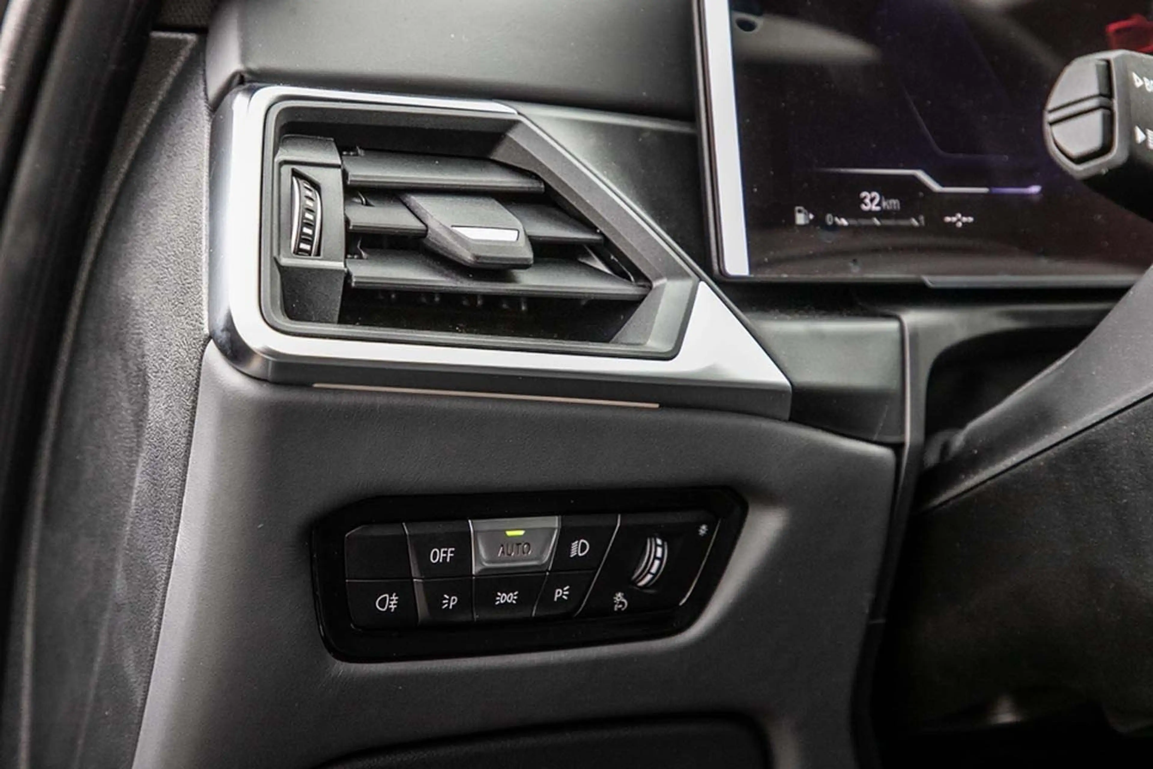 Alpina B3 3.0 Allrad Nav HUD Leder Glasdach LED Har/Kar — photo 10