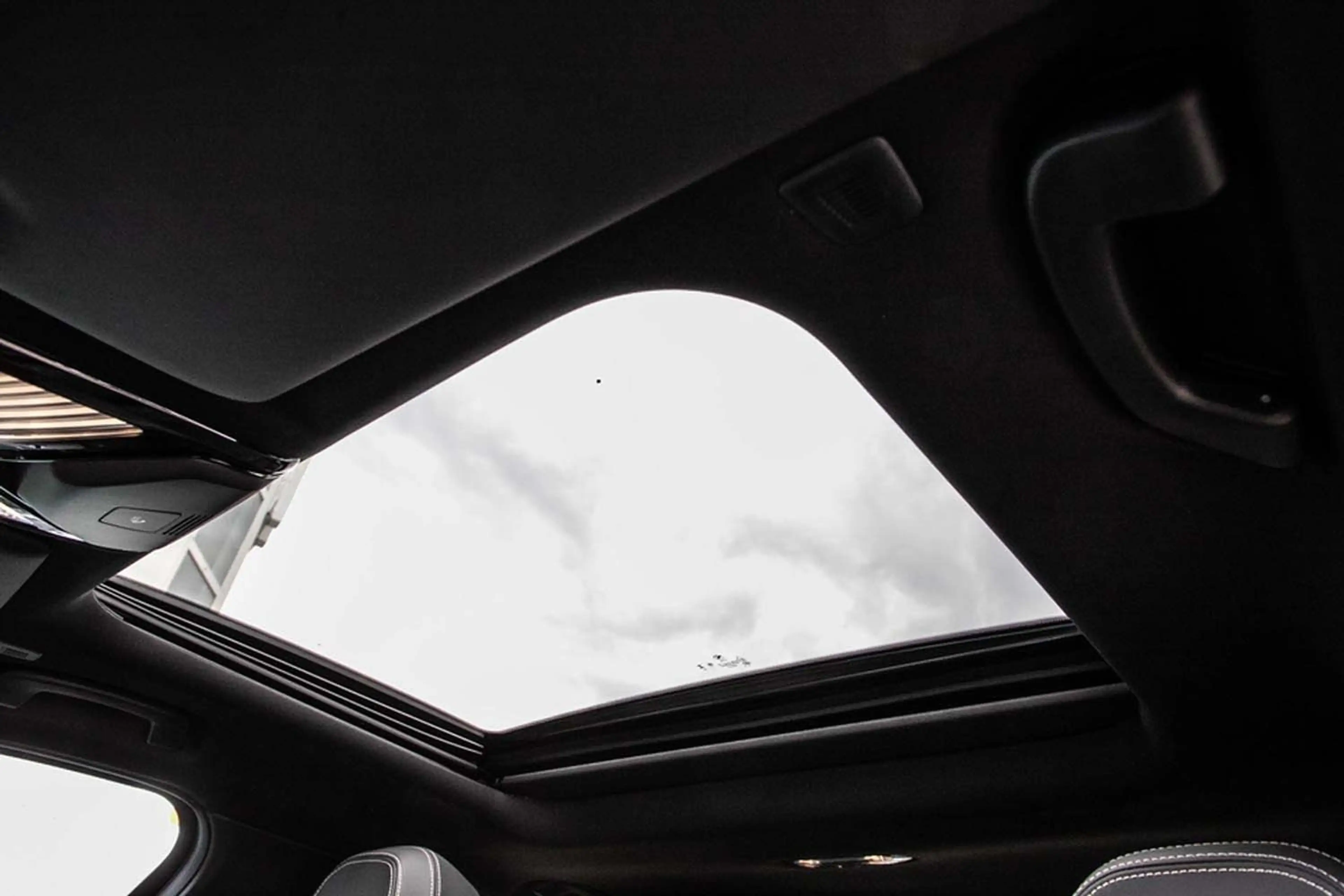Alpina B3 3.0 Allrad Nav HUD Leder Glasdach LED Har/Kar — photo 11