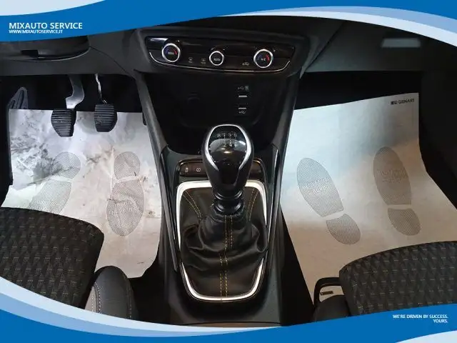 Opel Crossland X view 7