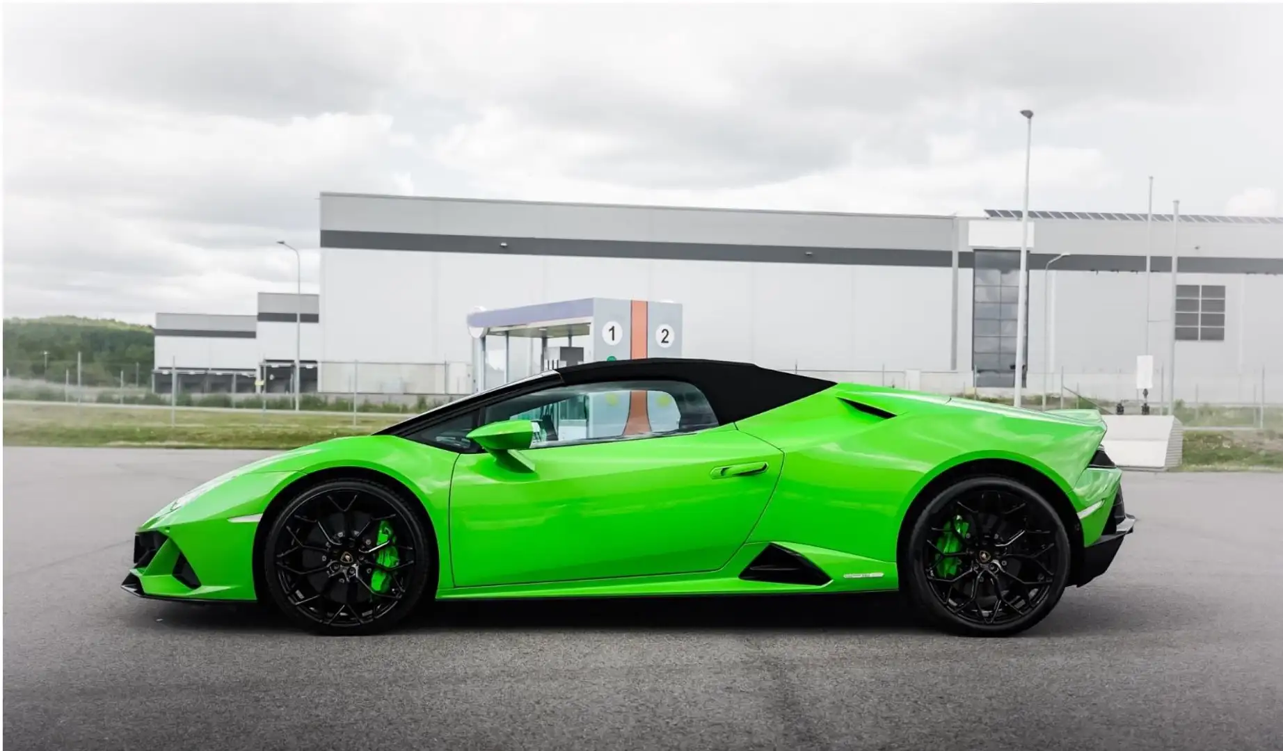 Lamborghini Huracán EVO Spyder*LIFT*CAM*Elekt.Sitze* Grün - 2