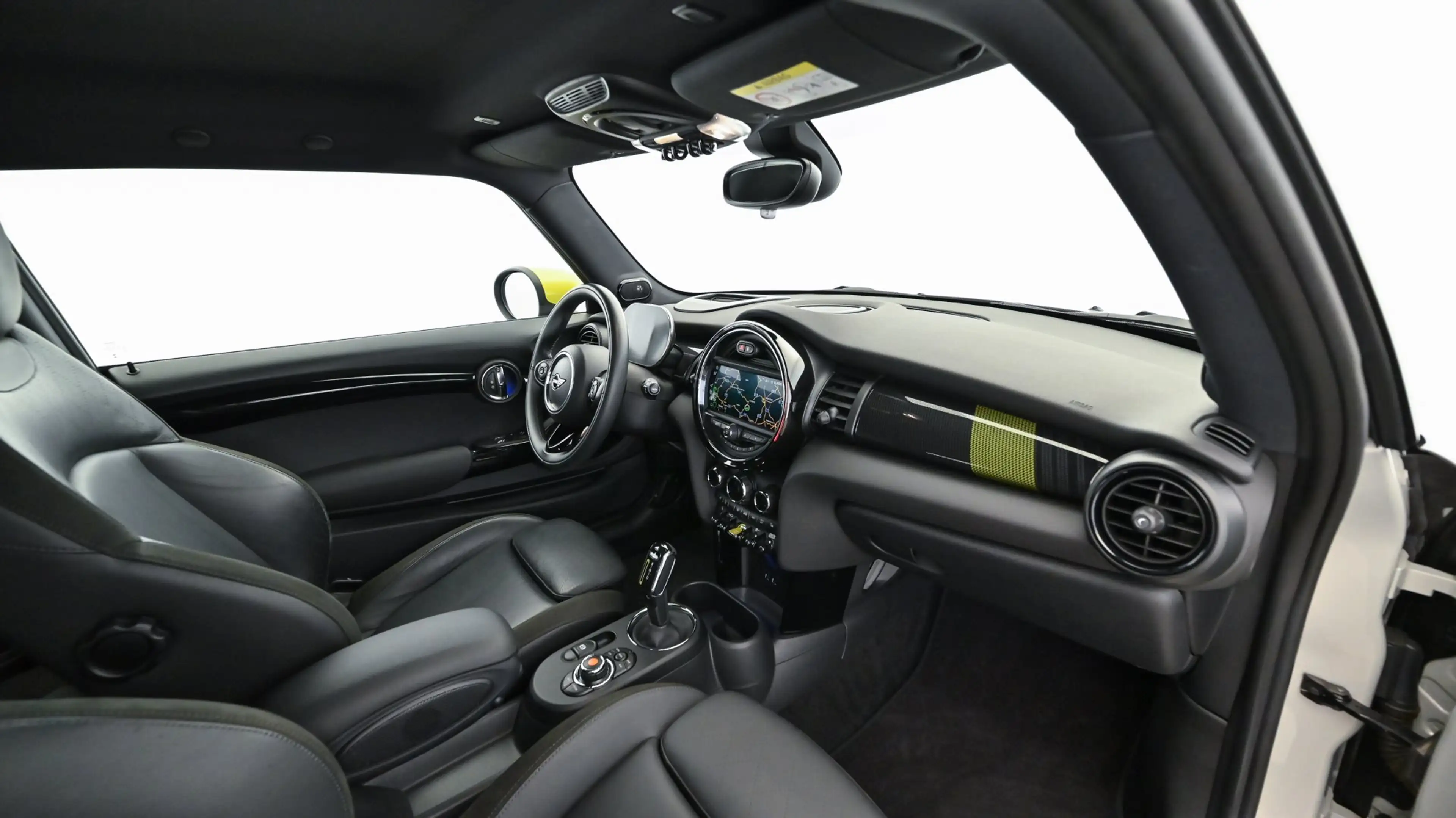 MINI Cooper SE F56 — photo 6