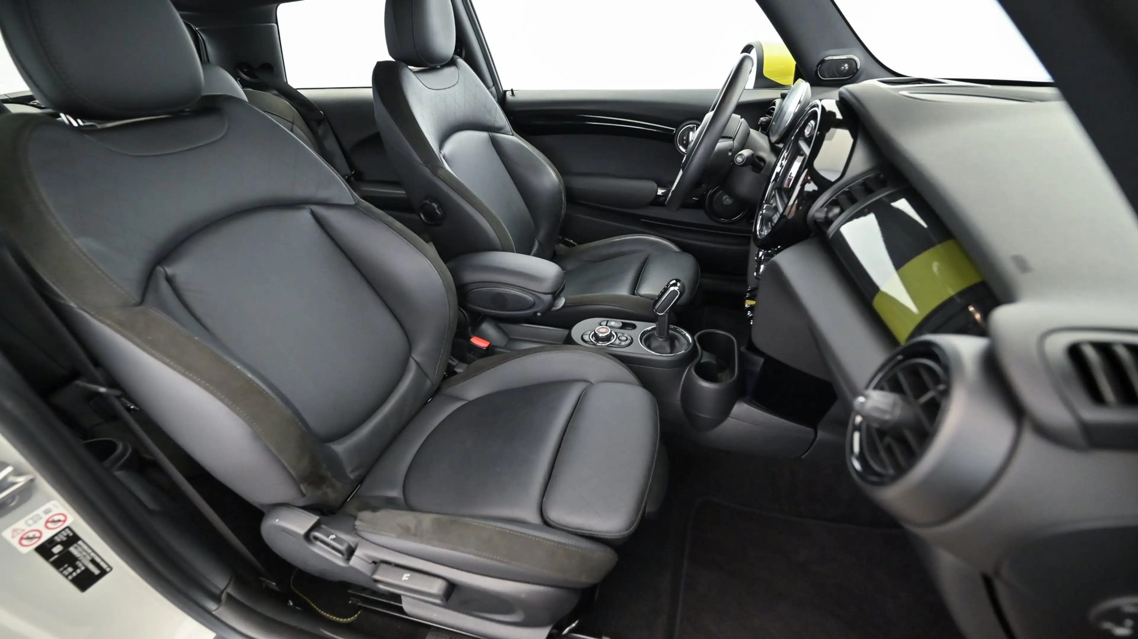 MINI Cooper SE F56 — photo 7