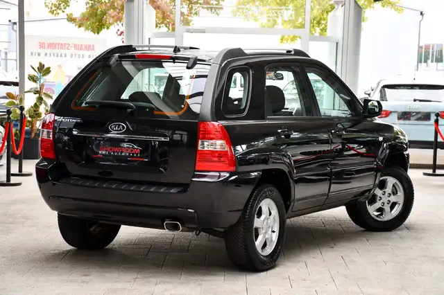 Kia Sportage view 2