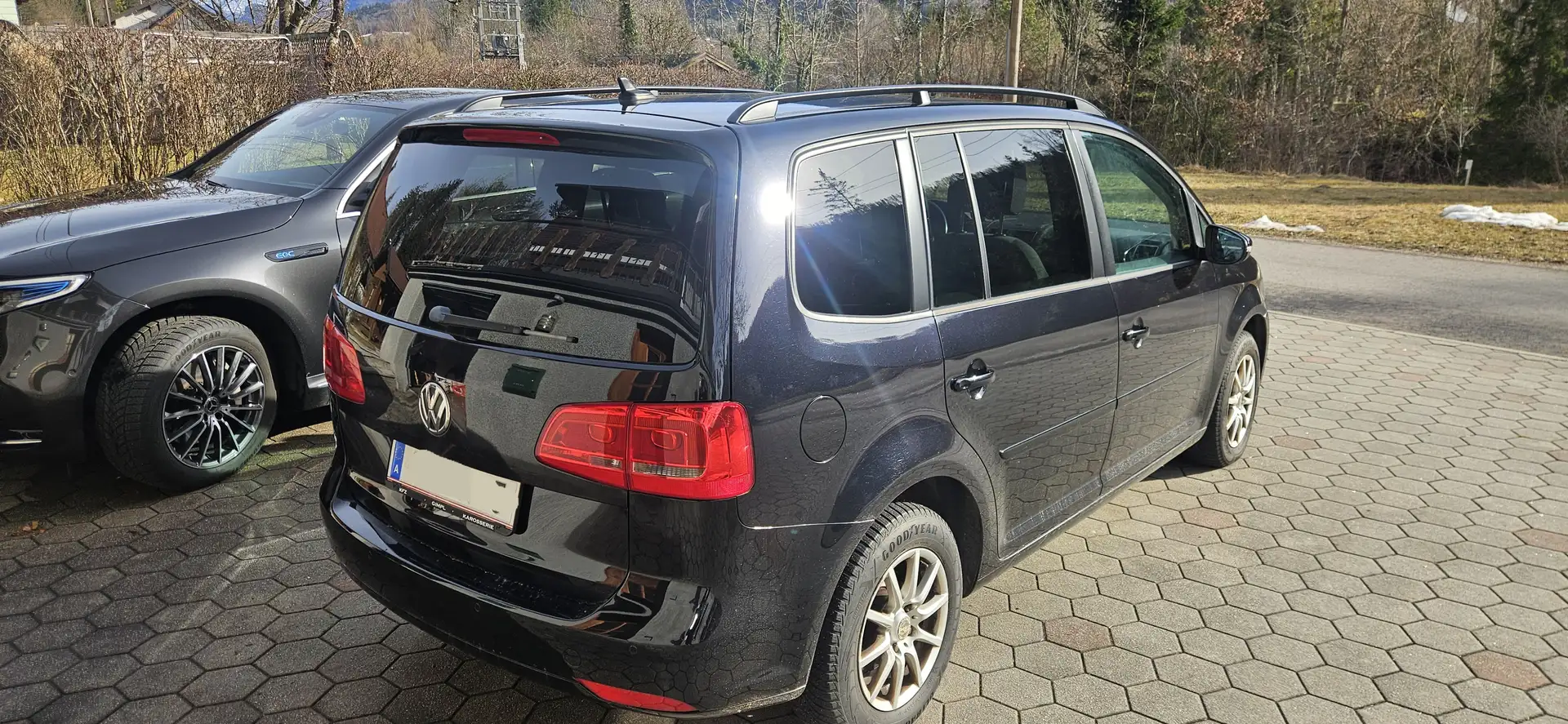 Volkswagen Touran Touran 4Friends BMT 1,2 TSI 4Friends Schwarz - 2
