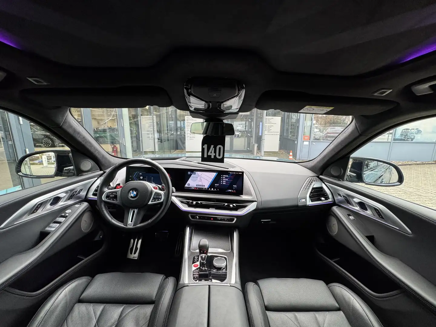 BMW XM 50e AHK Sitzklima Autobahnas h&k Massage 360° Grün - 2