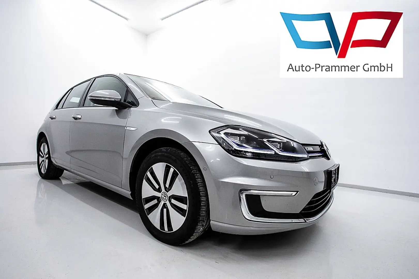 Volkswagen e-Golf | Leder | Wärmepumpe | Kamera | Park Assist Grigio - 1