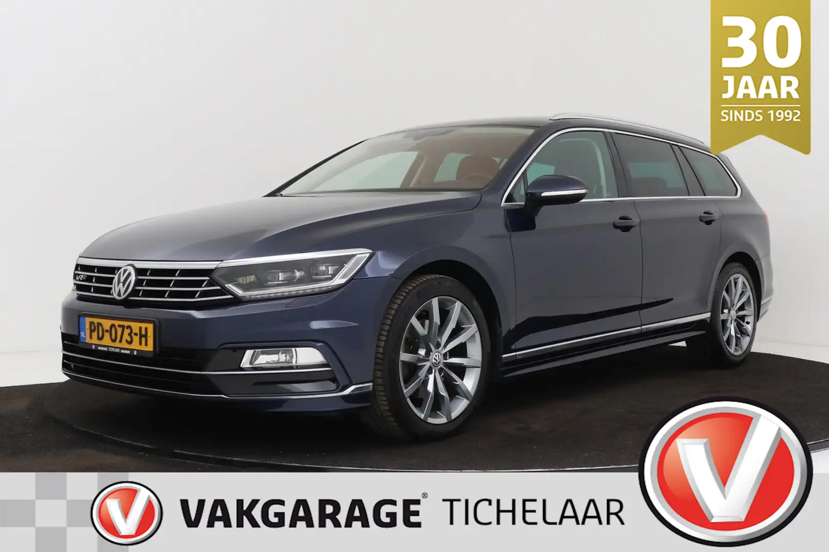 Volkswagen Passat Variant 1.4 TSI Highline Business R-Line | Trekhaak | Org Bleu - 1
