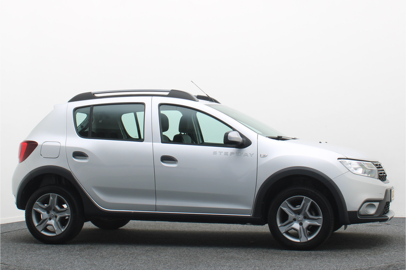 Dacia Sandero 0.9 TCe SL Stepway — photo 19