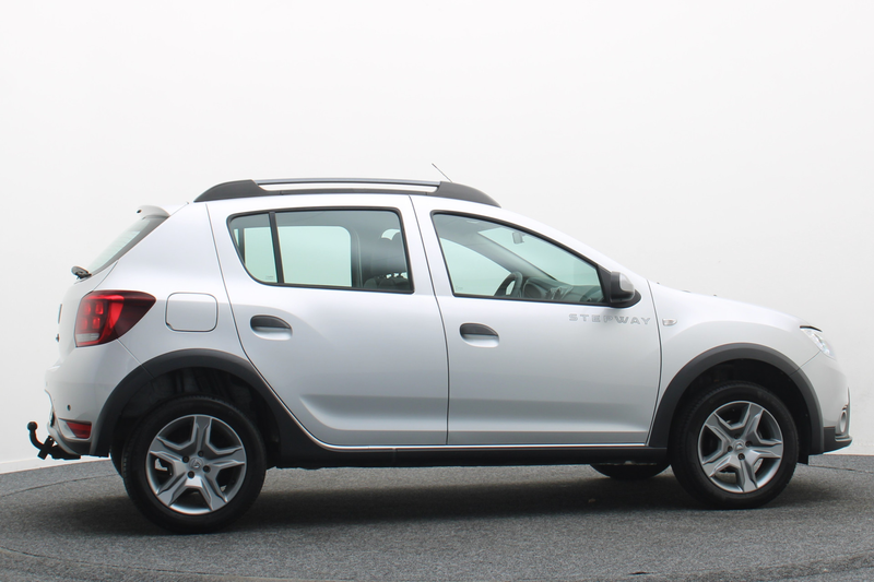 Dacia Sandero 0.9 TCe SL Stepway — photo 8