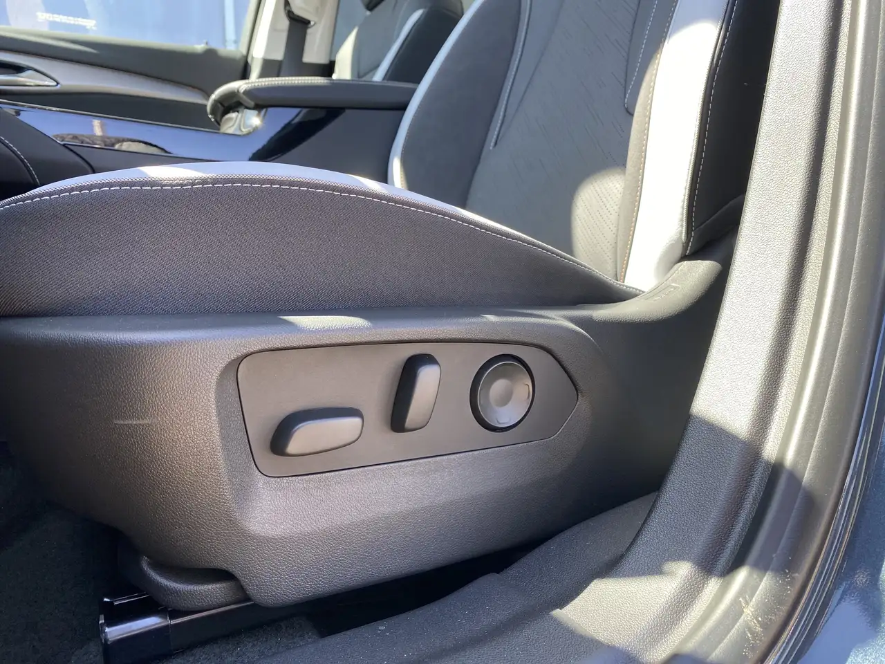 Buick Envision снимка Buick Envision