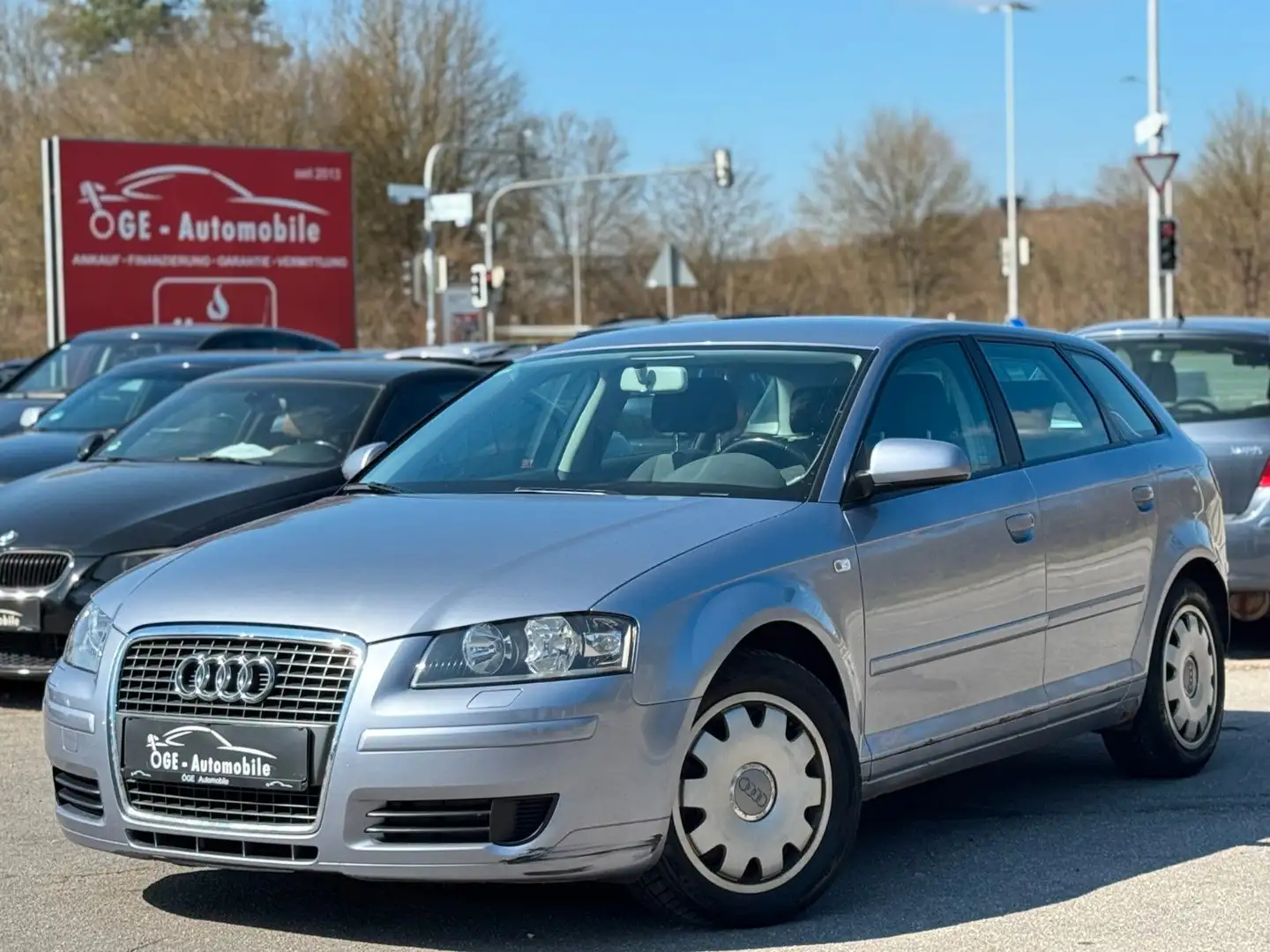 Audi A3 Sportback 1.9 TDI Attraction/1.Hand/Sitzh. Silber - 1