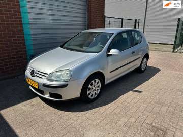 1.6 FSI Comfortline 3 deurs NAP
