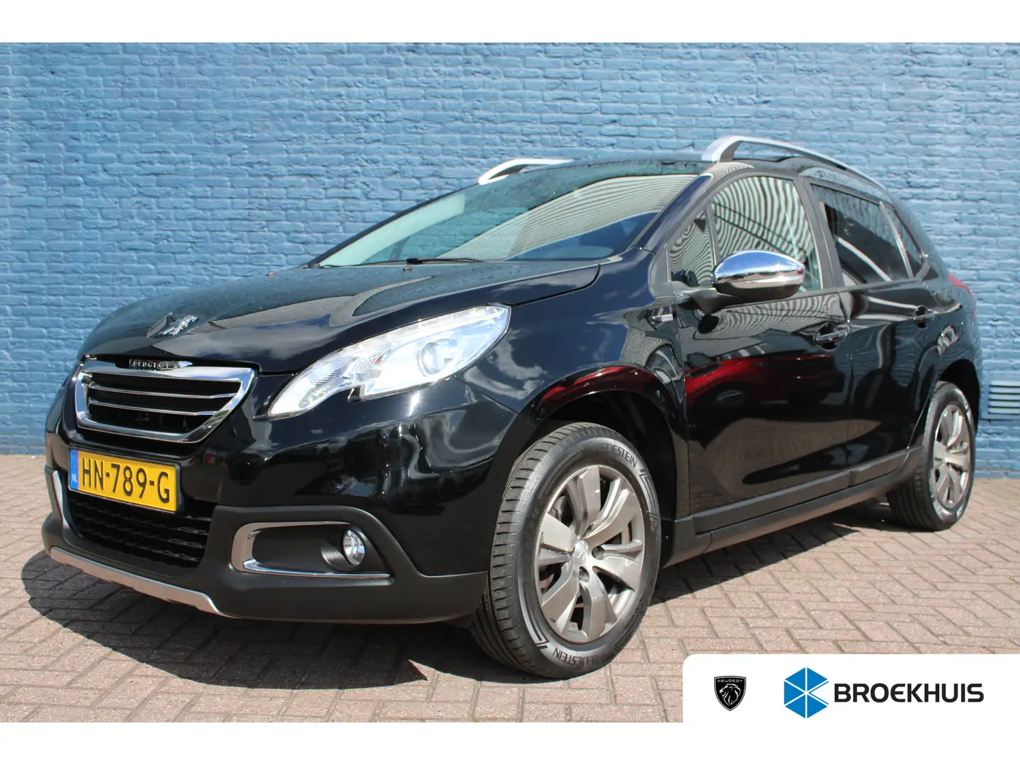 Peugeot 2008 1.2 PureTech Style | Navigatie | 110pk | Climate c Zwart - 1