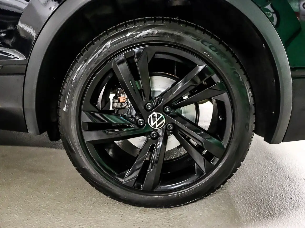 Volkswagen Tiguan снимка Volkswagen Tiguan