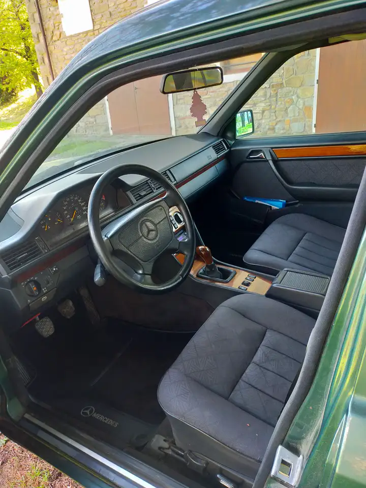 Mercedes-Benz E 200 E SW 200 TE 16v, foto 5