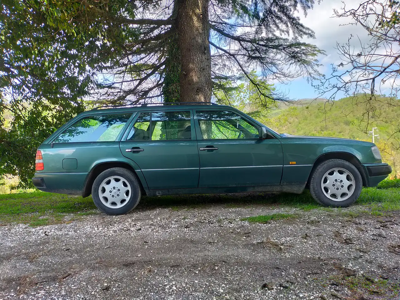 Mercedes-Benz E 200 E SW 200 TE 16v, foto 1
