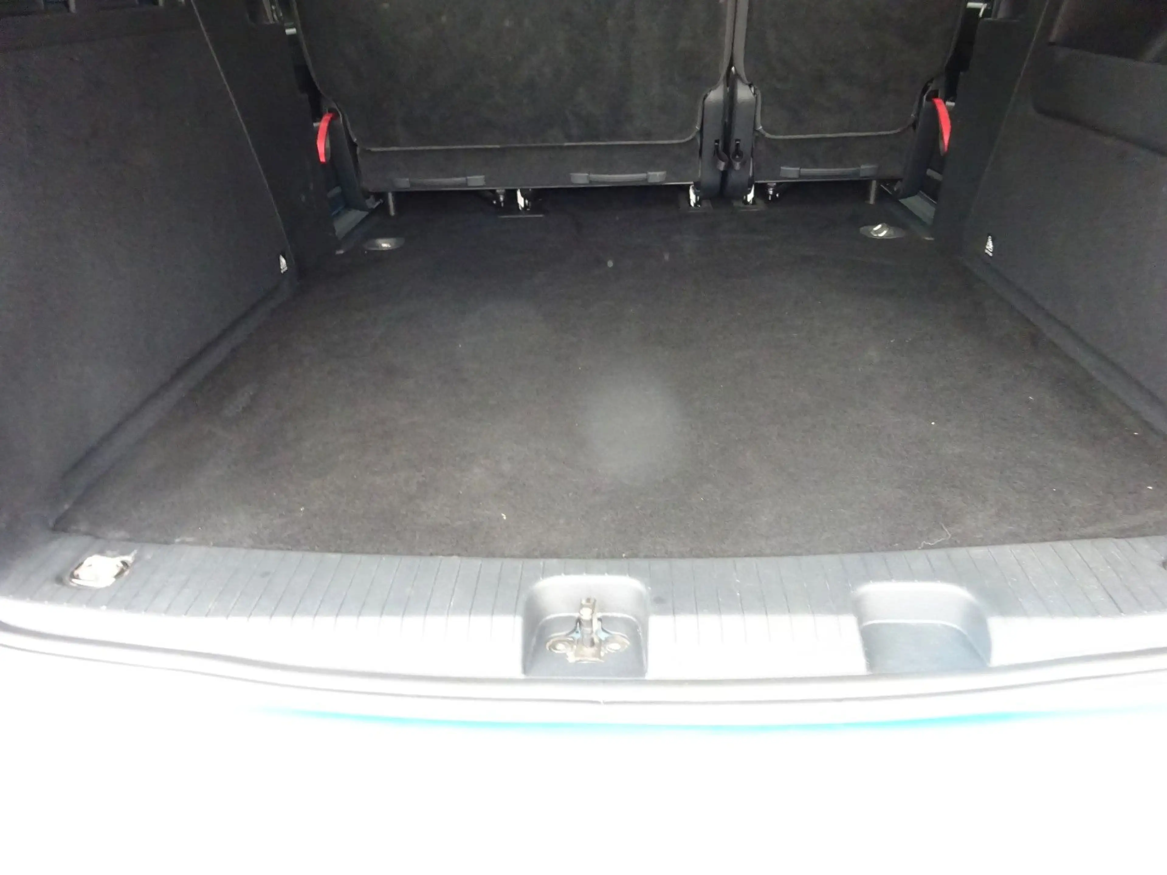 Ford Grand Tourneo Connect 122PS Autm. Active — photo 11