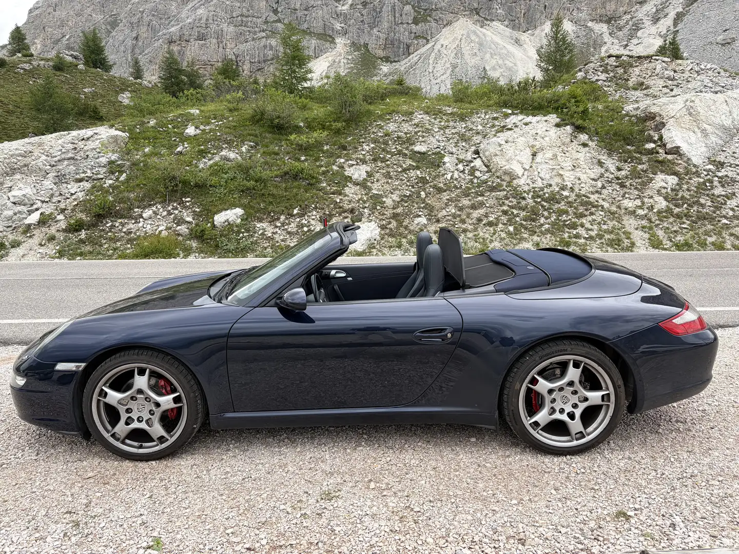 Porsche 997 911 Carrera Cabrio - 1