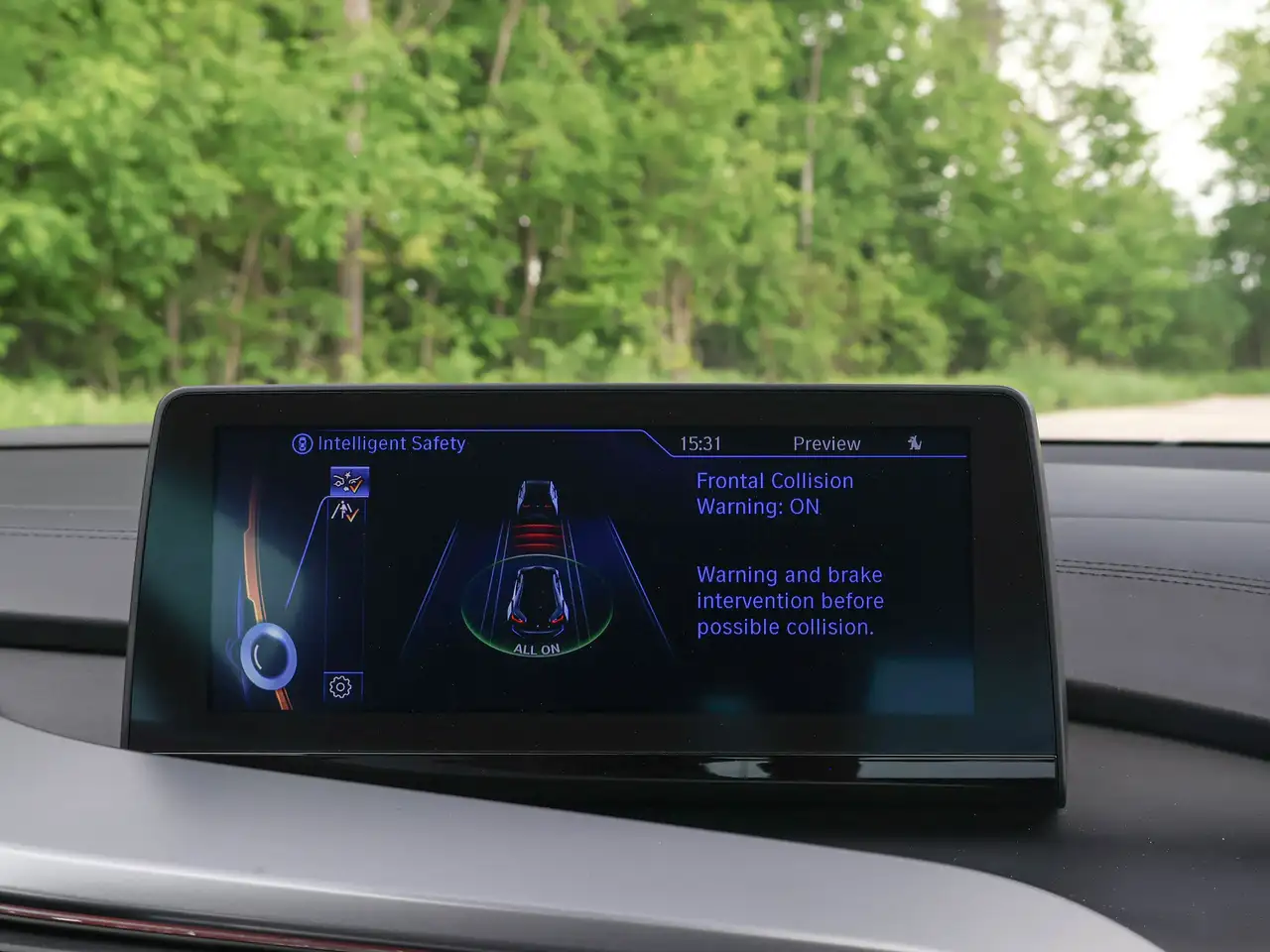 BMW i8 photo BMW i8