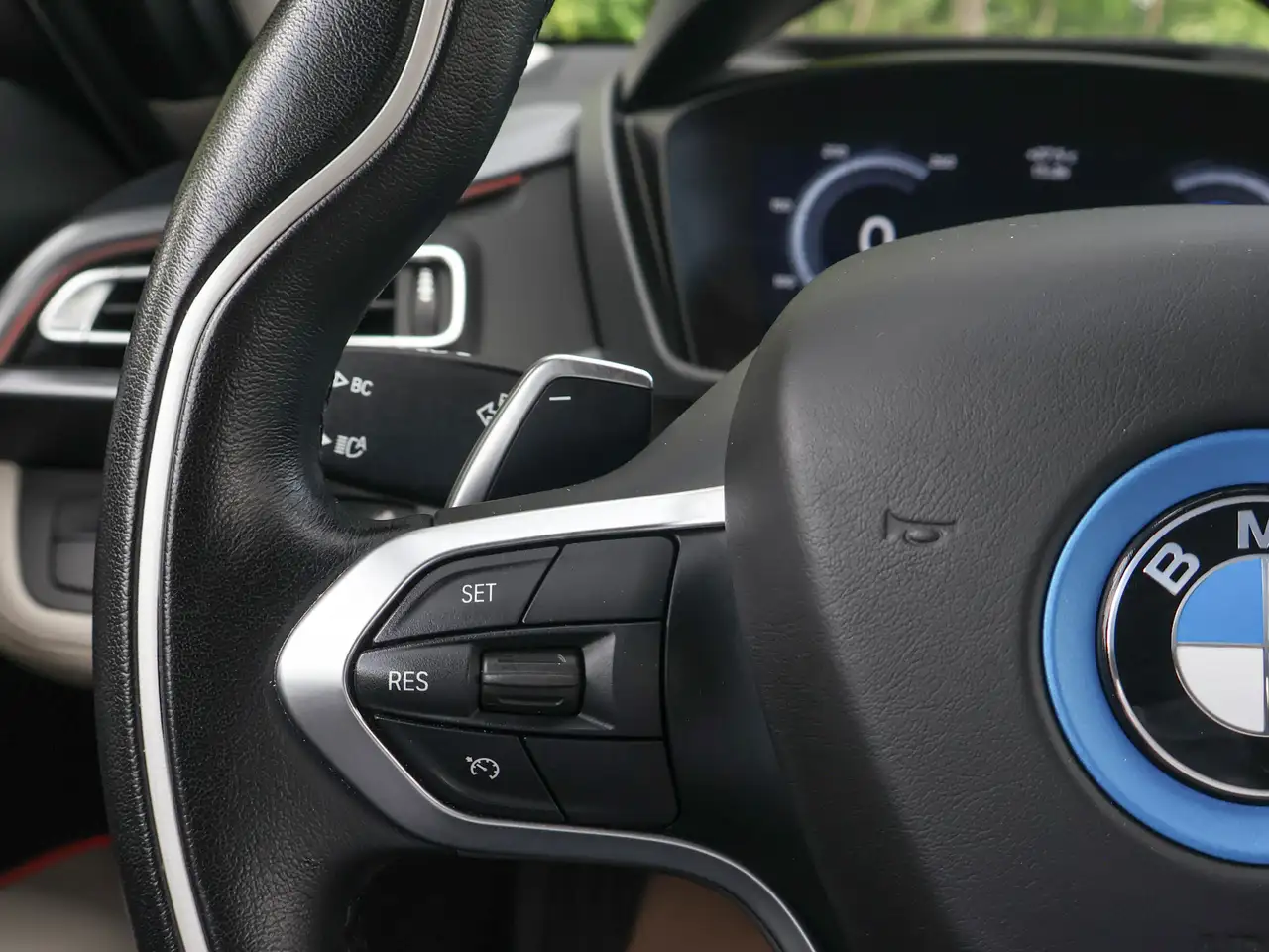 BMW i8 photo BMW i8