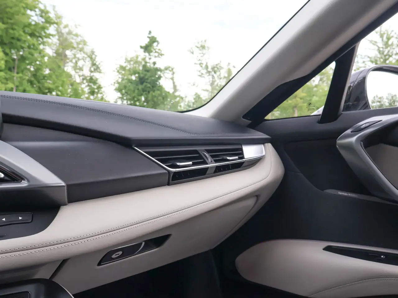 BMW i8 photo BMW i8
