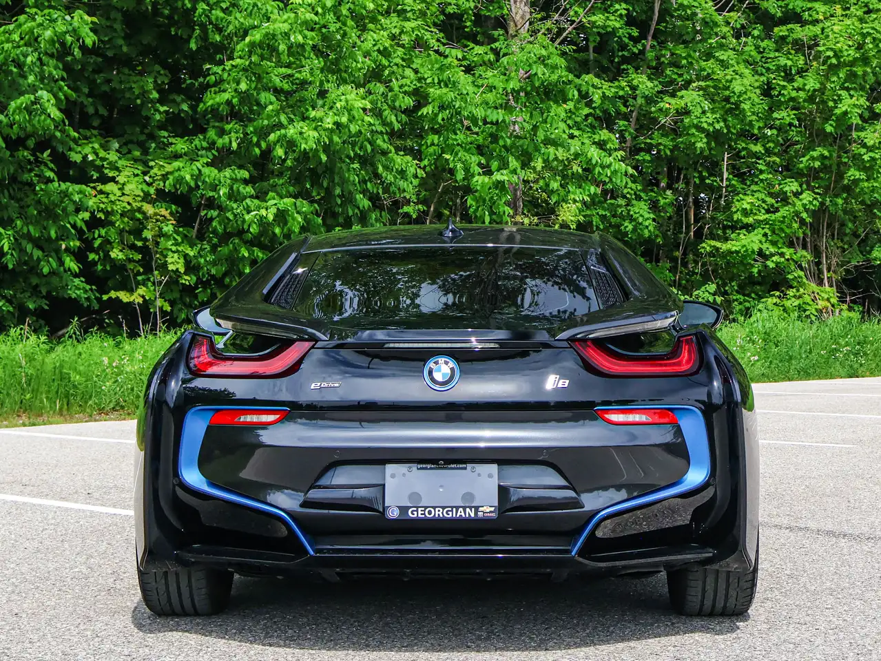 BMW i8 photo BMW i8