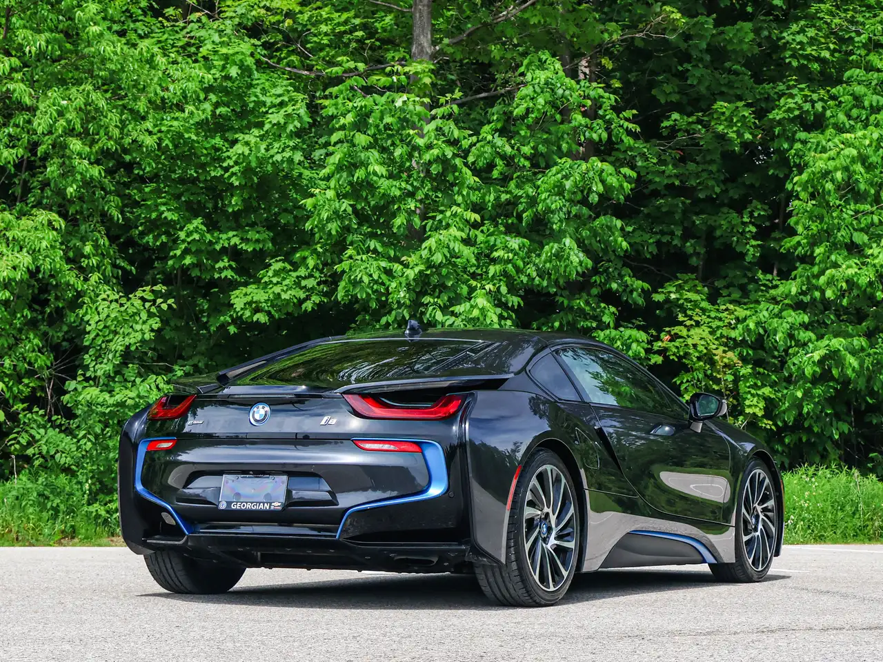 BMW i8 photo BMW i8