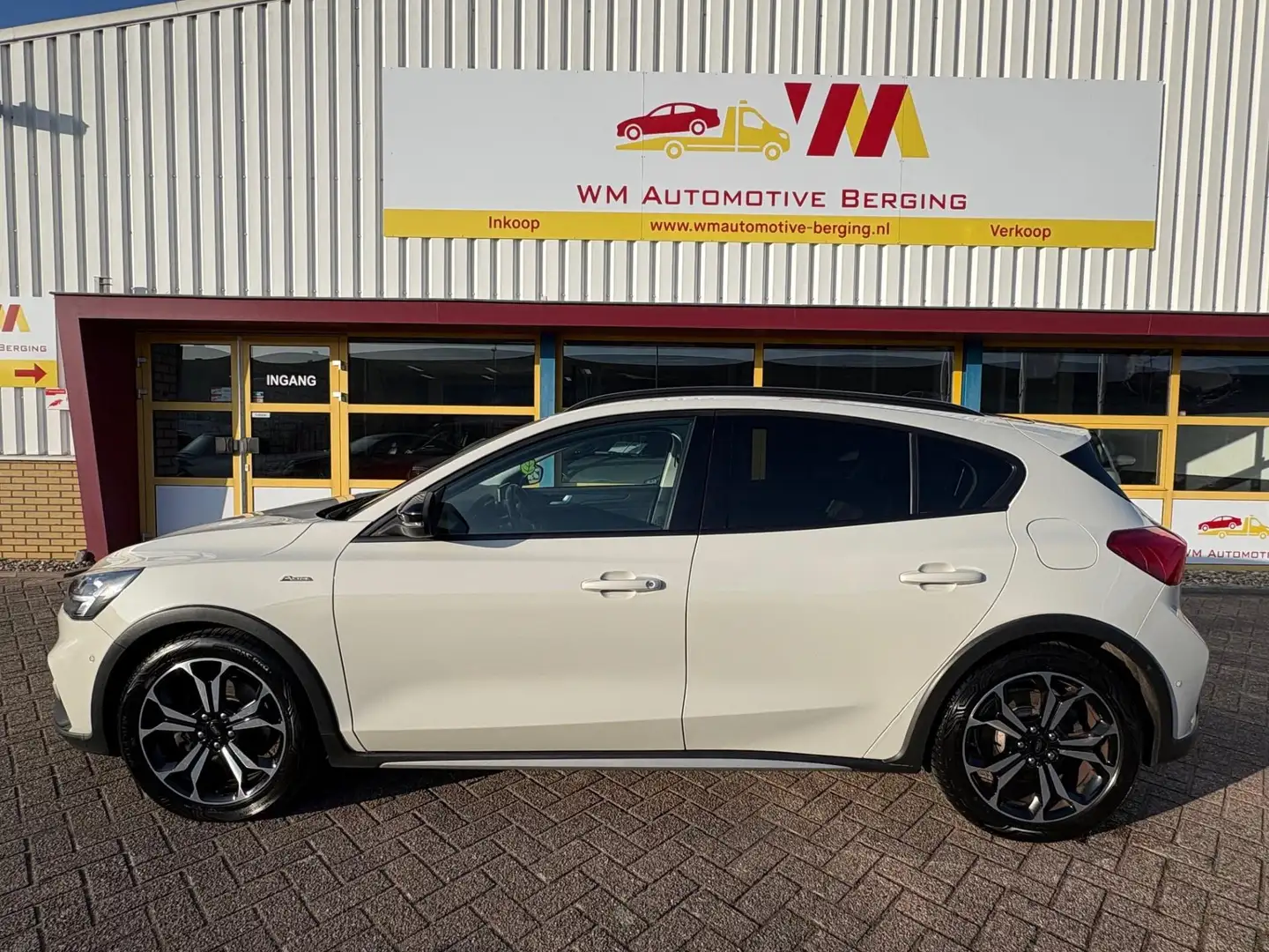 Ford Focus 1.0 EcoBoost Active Business Blanc - 2