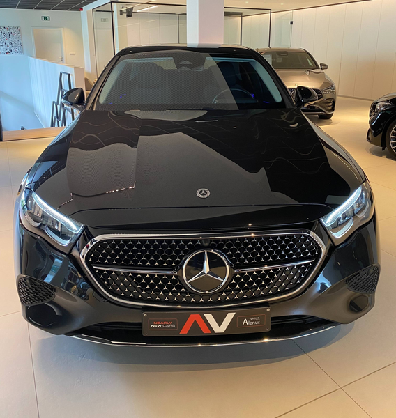 Mercedes-Benz E 300 e 9G Plug-in AVANTGARDE & NIGHT 19"AMG/Distronic/Dodehoek/Ambiente/Trekhaak — photo 6