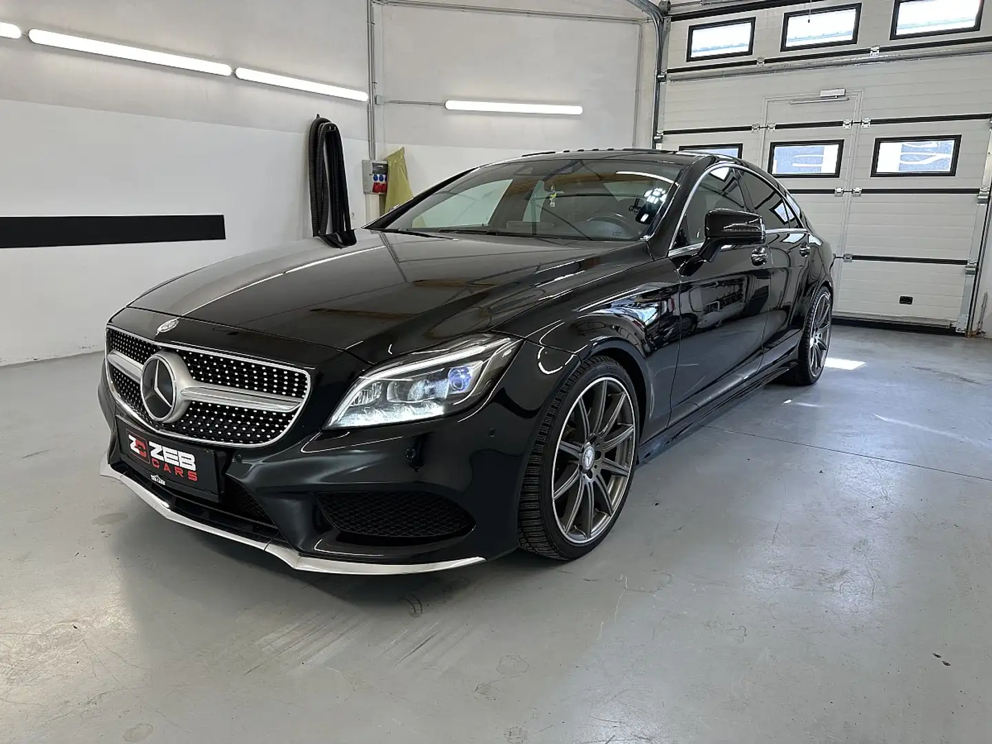 Mercedes-Benz CLS 350 d 4MATIC Aut. AMG,360,Schiebedach,H&K Schwarz - 1