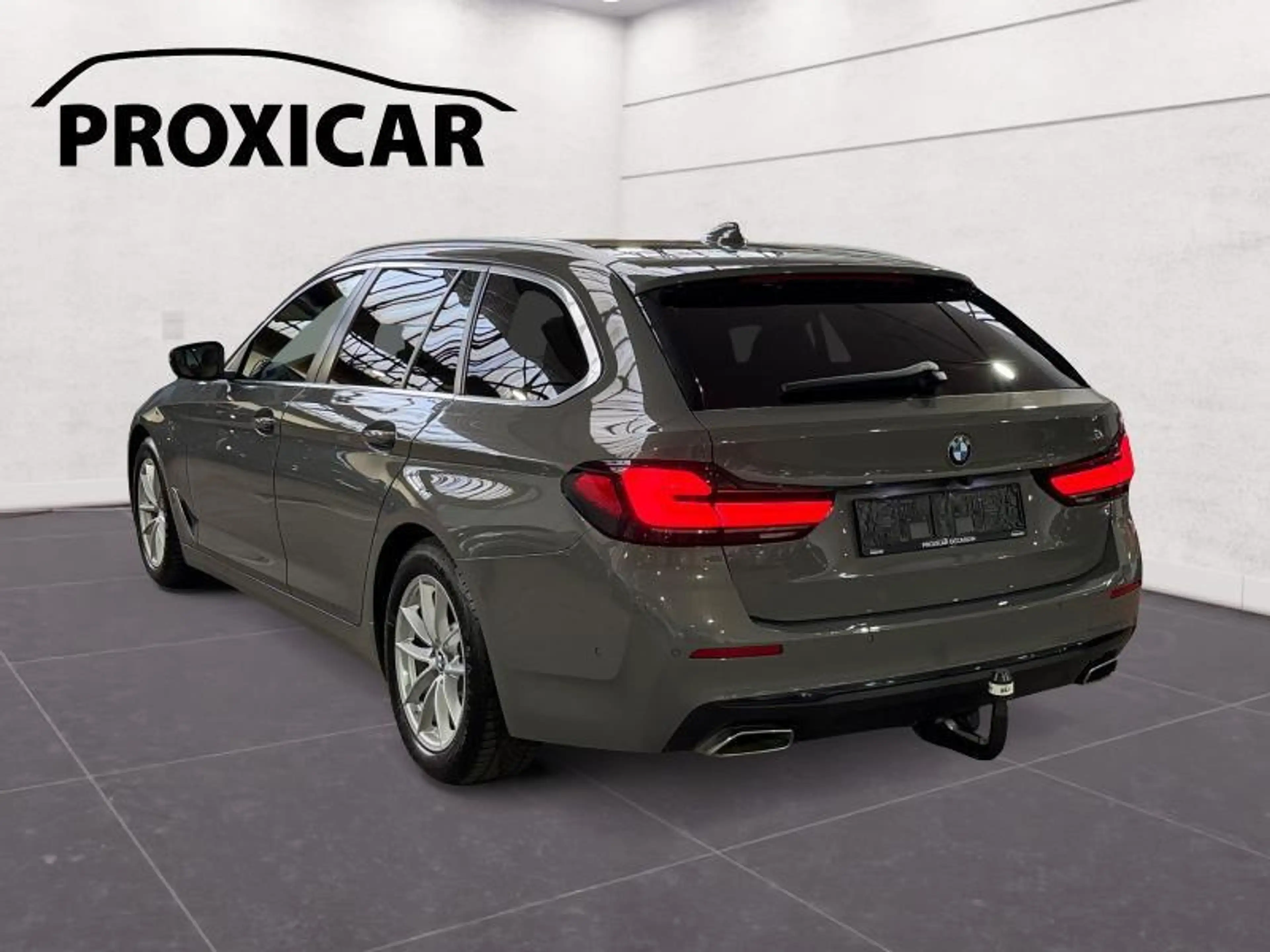 BMW 518 d 2.0 136cv Break Automatique Carplay*Camera*GPS — photo 4