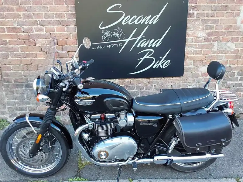 Triumph Bonneville T120 - foto 2