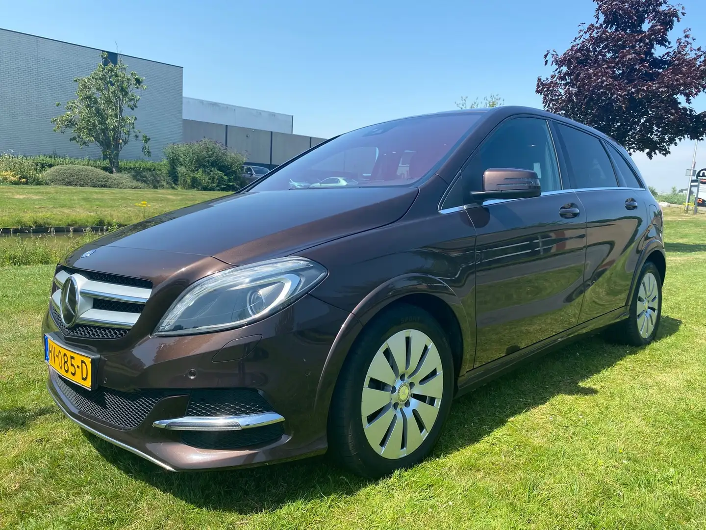 Mercedes-Benz B Electric Drive 2016 * 28 kWh * AUTOMAAT * ELEC. RAMEN Bruin - 1