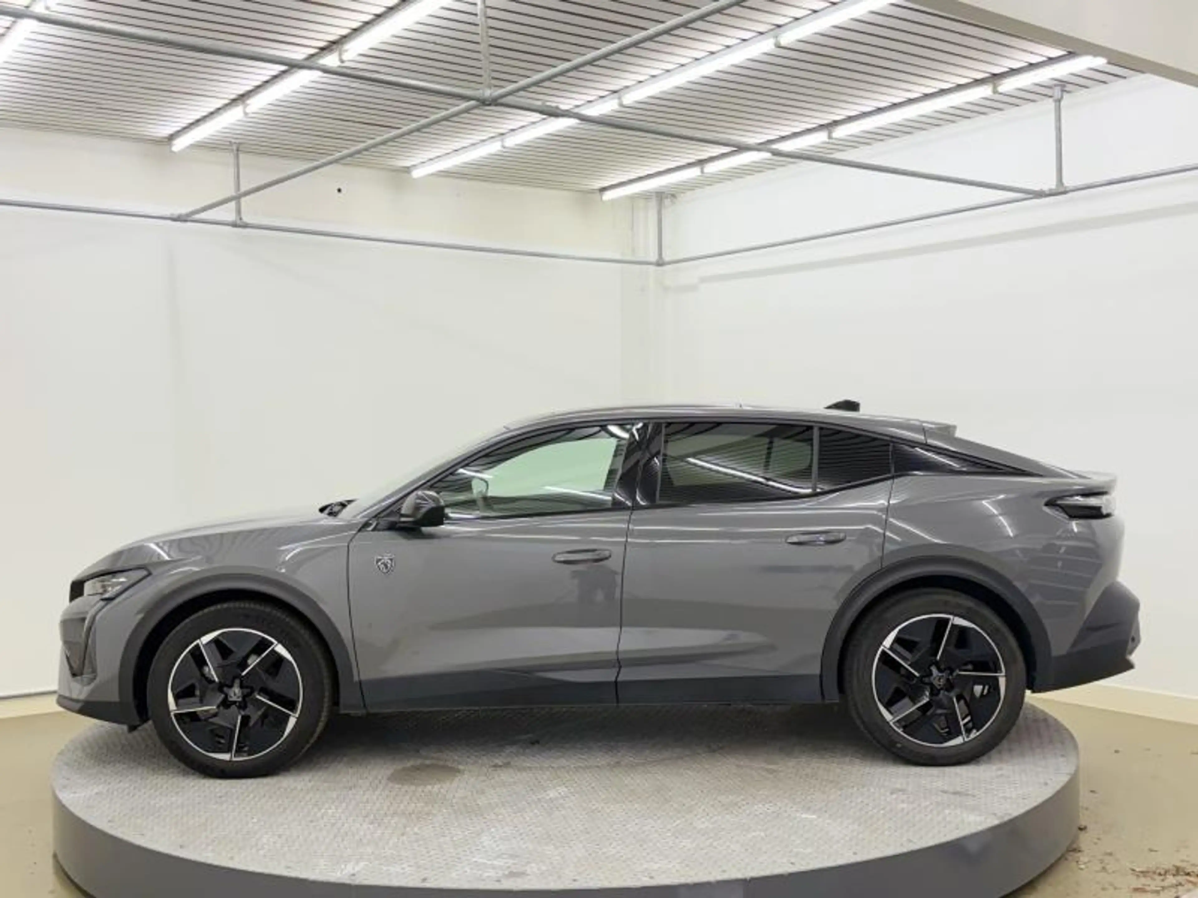 Peugeot 408 super aanbieding met veel opties — photo 11