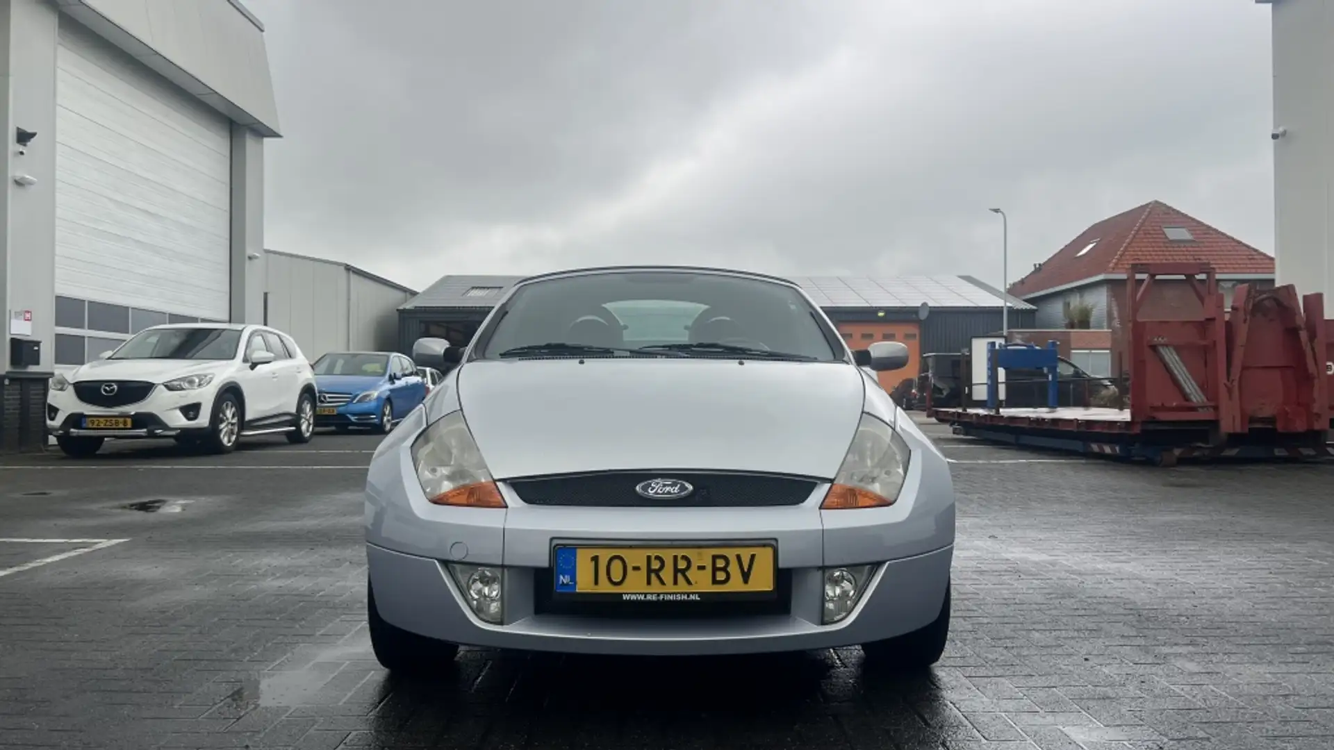 Ford Streetka 1.6 Šedá - 2