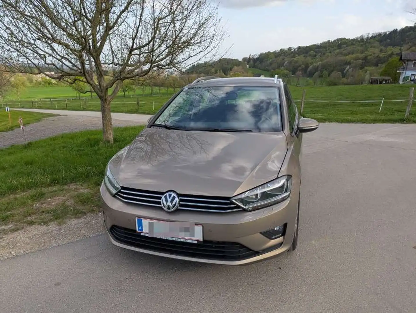 Volkswagen Golf Sportsvan Lounge BMT 1,2 TSI Bronze - 2