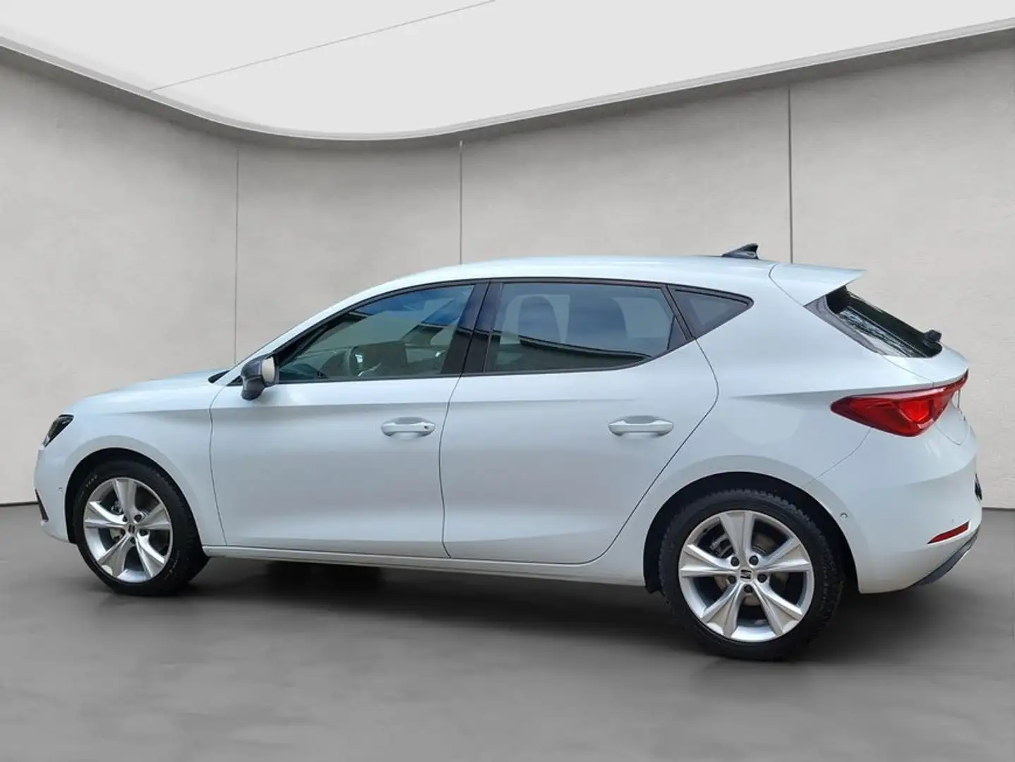 SEAT Leon 2.0 TDI FR DSG Kamera/LED/Navi Weiß - 2