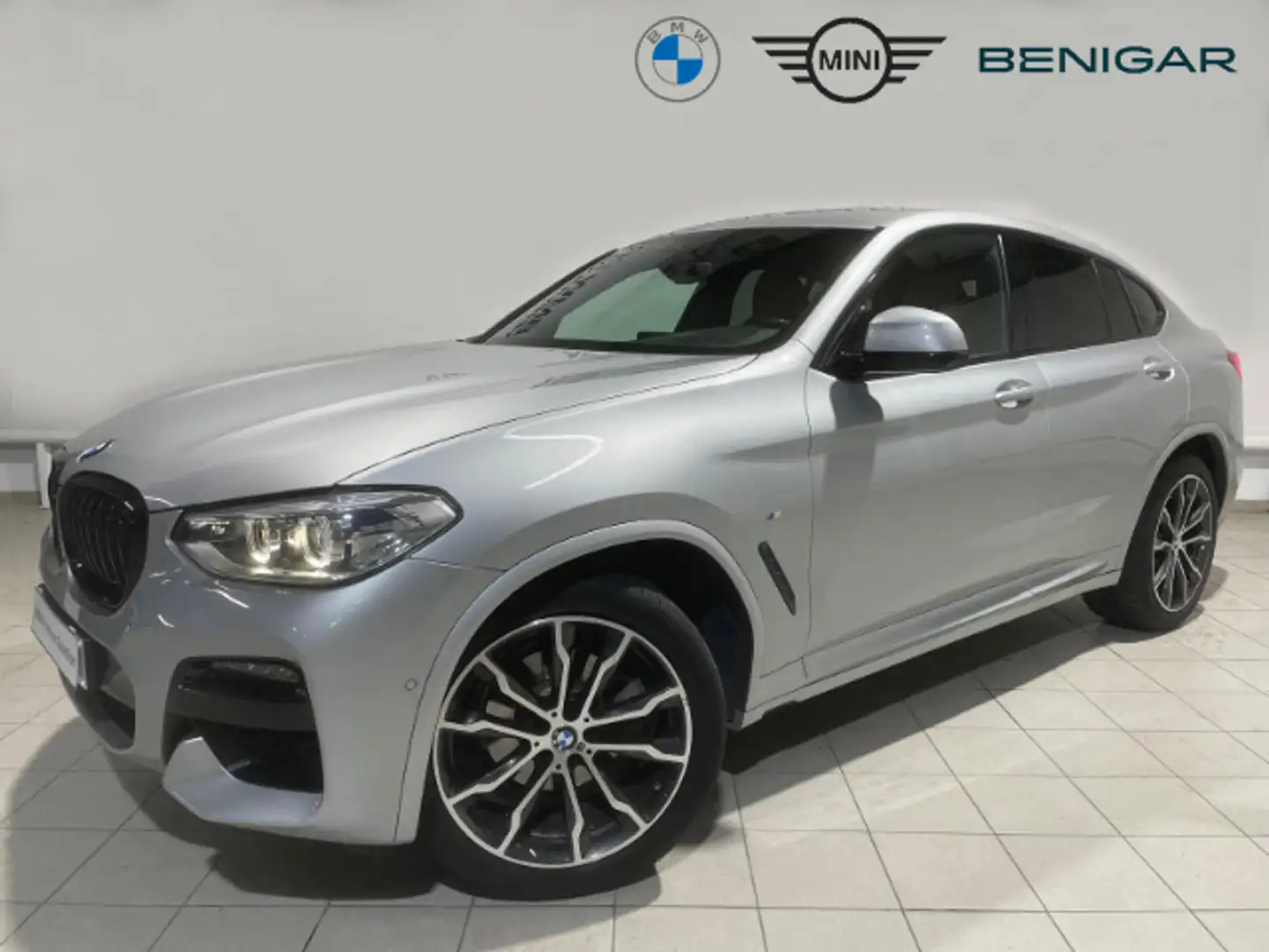 BMW X4 xDrive 20dA Plateado - 1