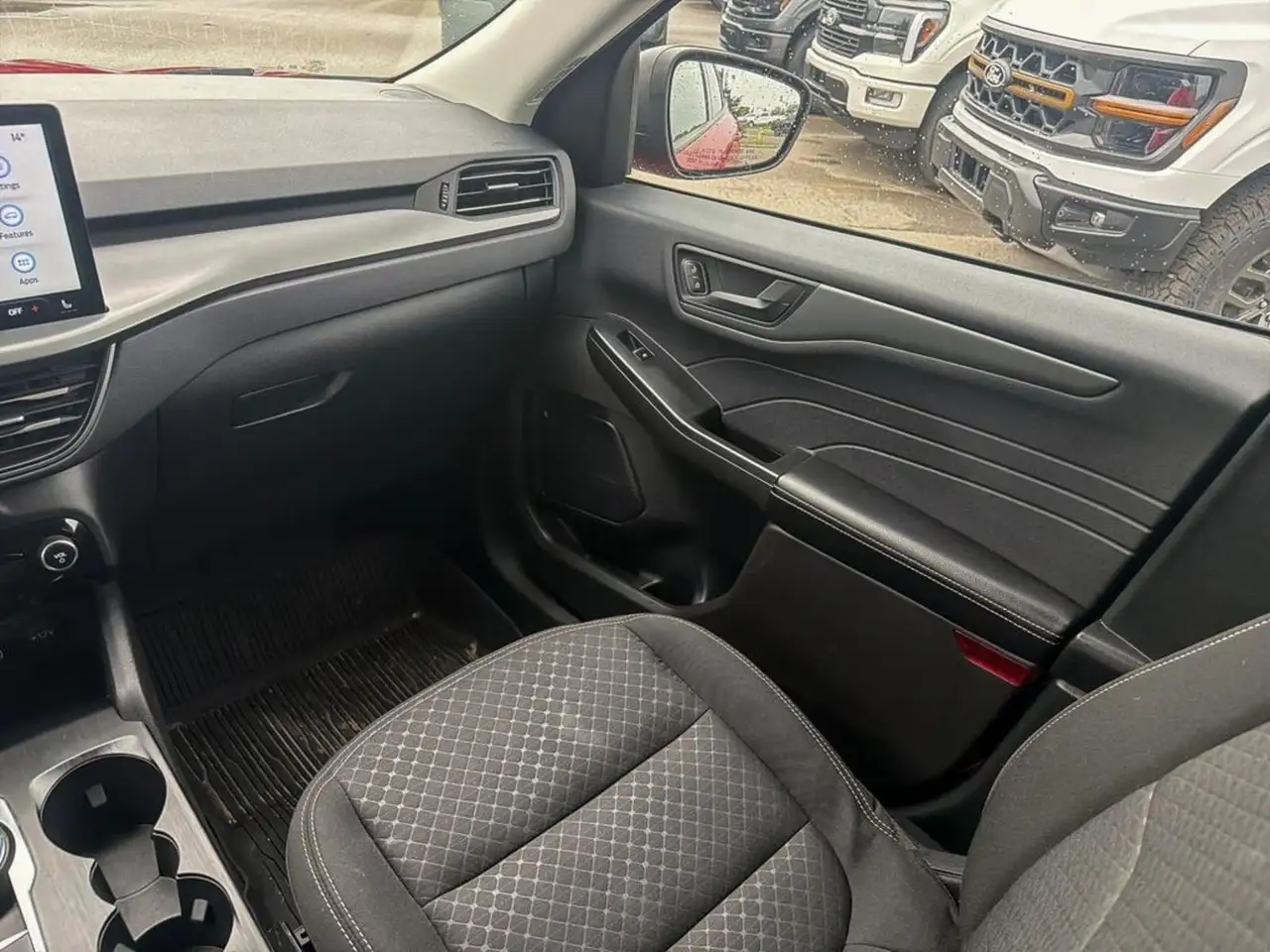 Ford Escape снимка Ford Escape
