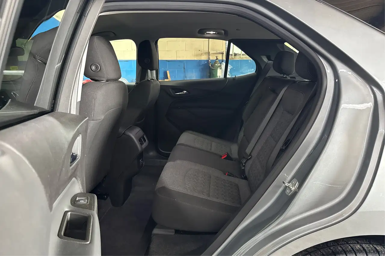 Chevrolet Equinox снимка Chevrolet Equinox