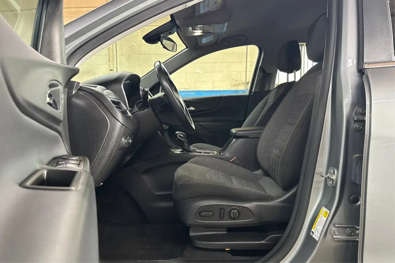Chevrolet Equinox снимка Chevrolet Equinox