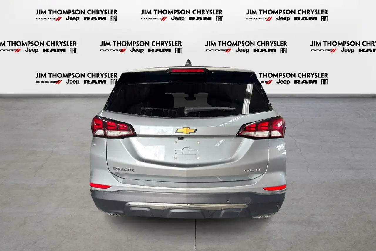 Chevrolet Equinox снимка Chevrolet Equinox