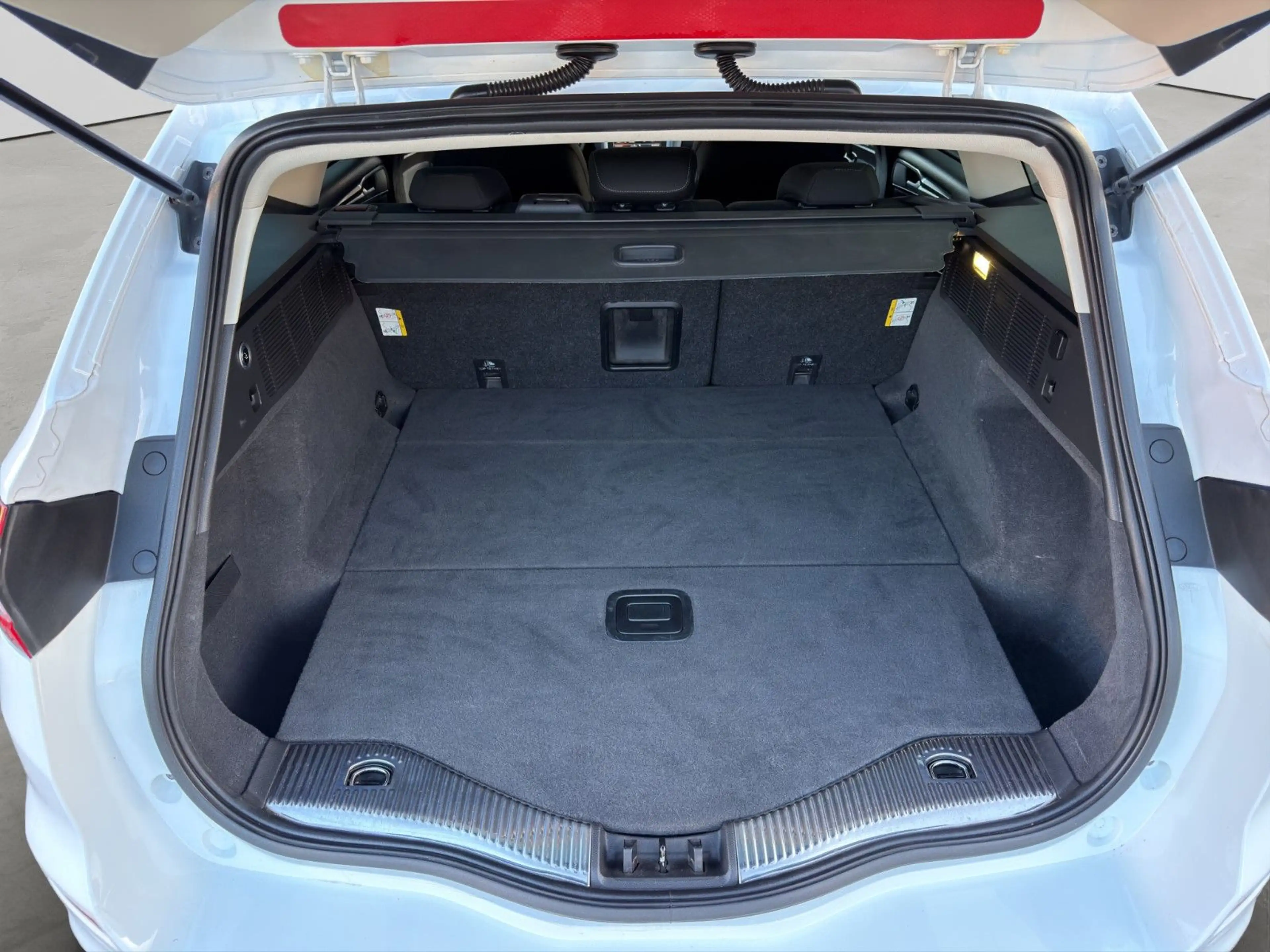 Ford Mondeo Turnier 1.5 160PS KLIMAAUT Zahnr+Insp.Neu — photo 10
