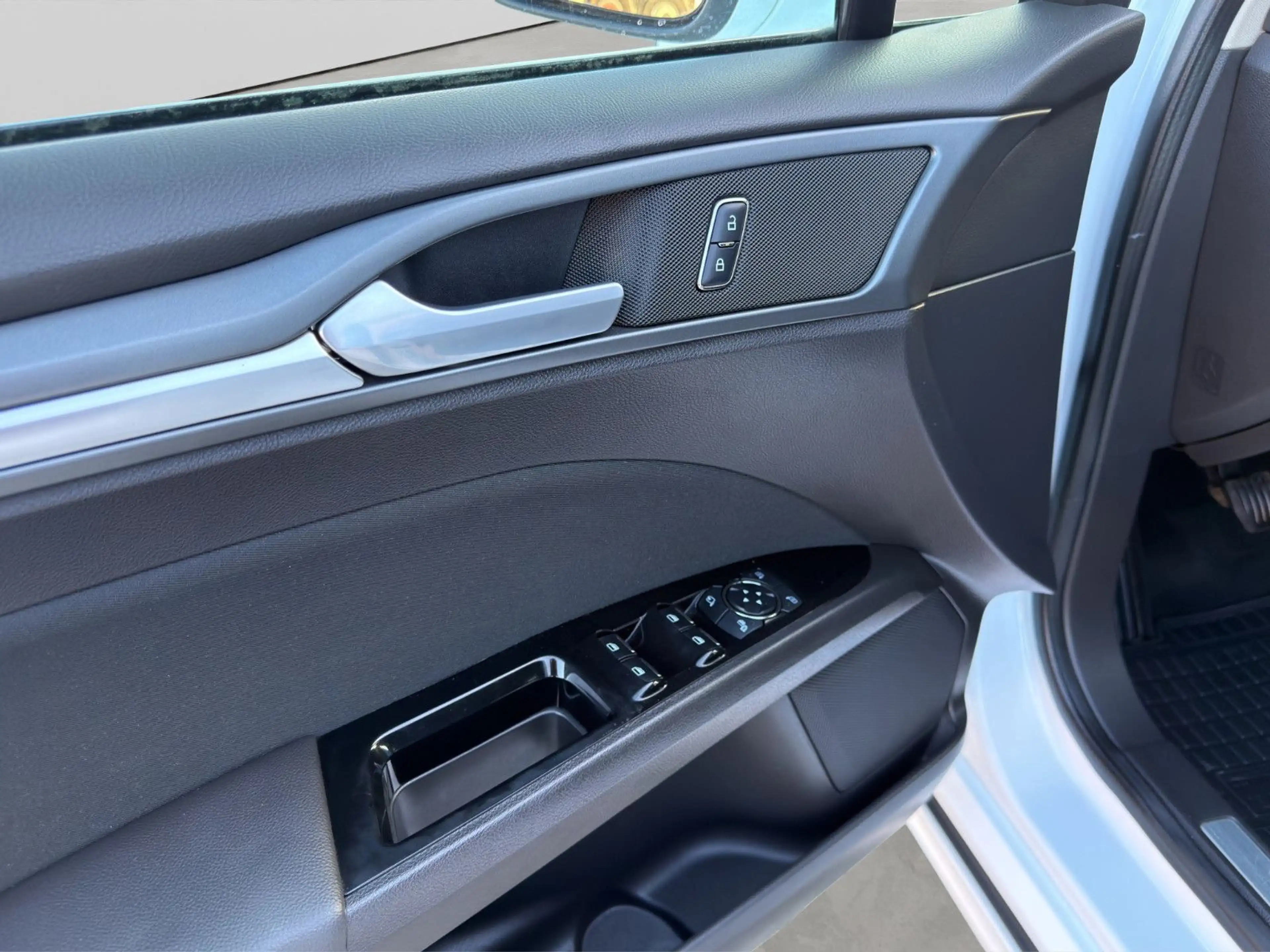 Ford Mondeo Turnier 1.5 160PS KLIMAAUT Zahnr+Insp.Neu — photo 13