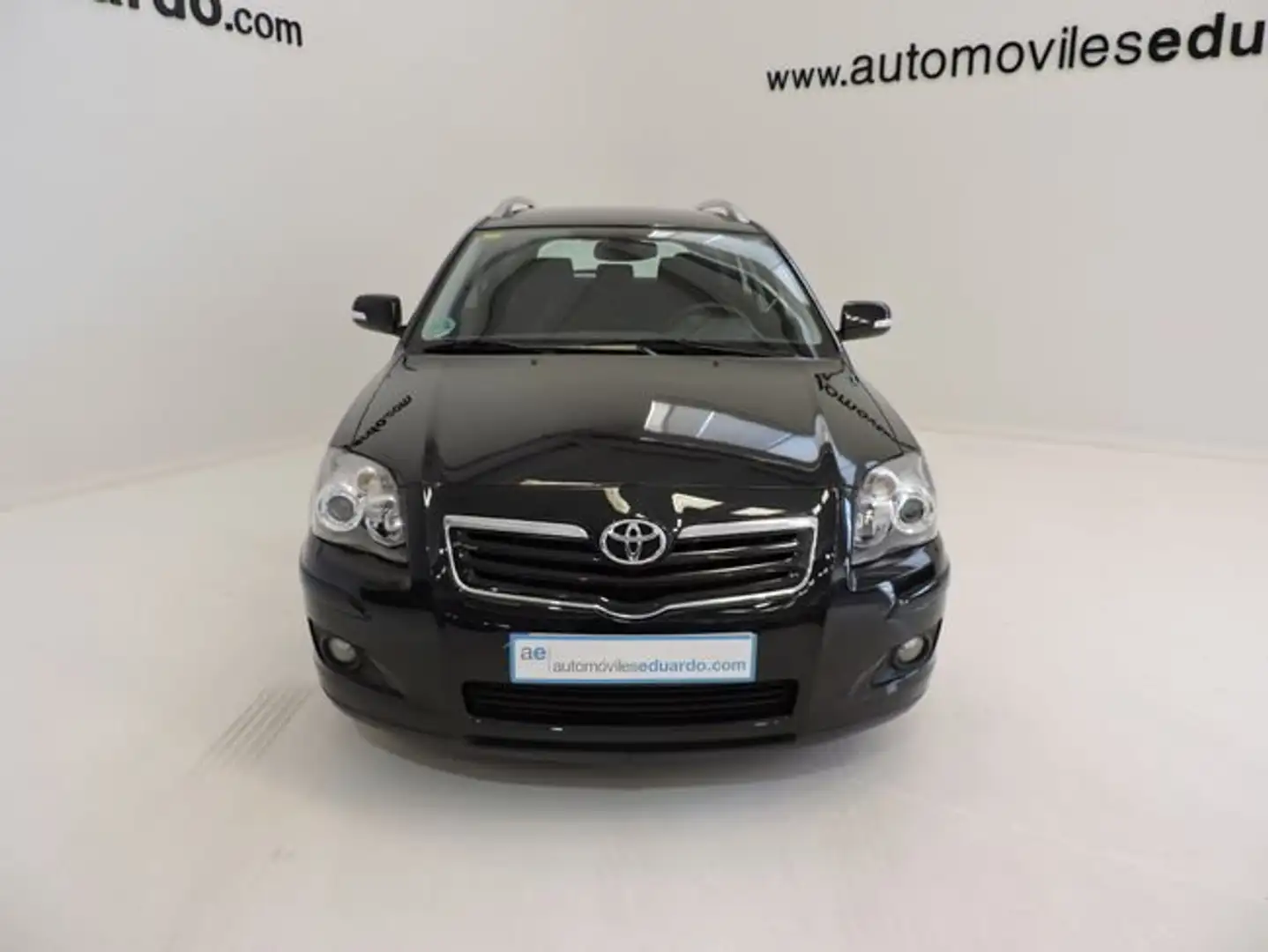 Toyota Avensis Wagon 1.8 Sol Negro - 2